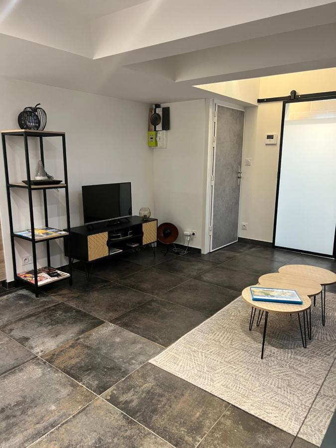 Les Suites Du Colonel Vannes Eksteriør bilde